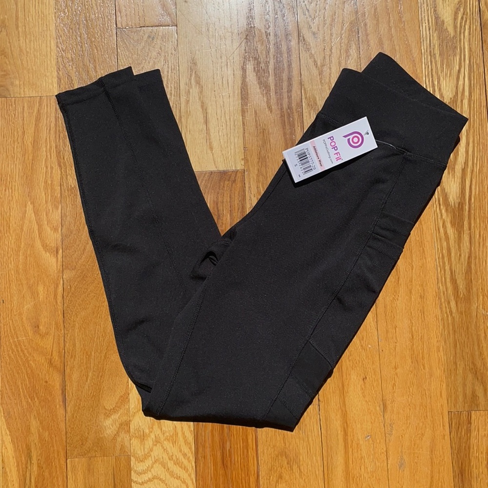 🚨 LAST CHANCE 🚨 NWT POP Fit black Violet leggings with pockets